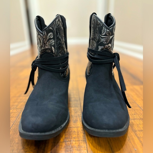 NWOT Dingo Women’s Valerie Western Cowgirl Boots, Size 7 - Picture 5 of 15